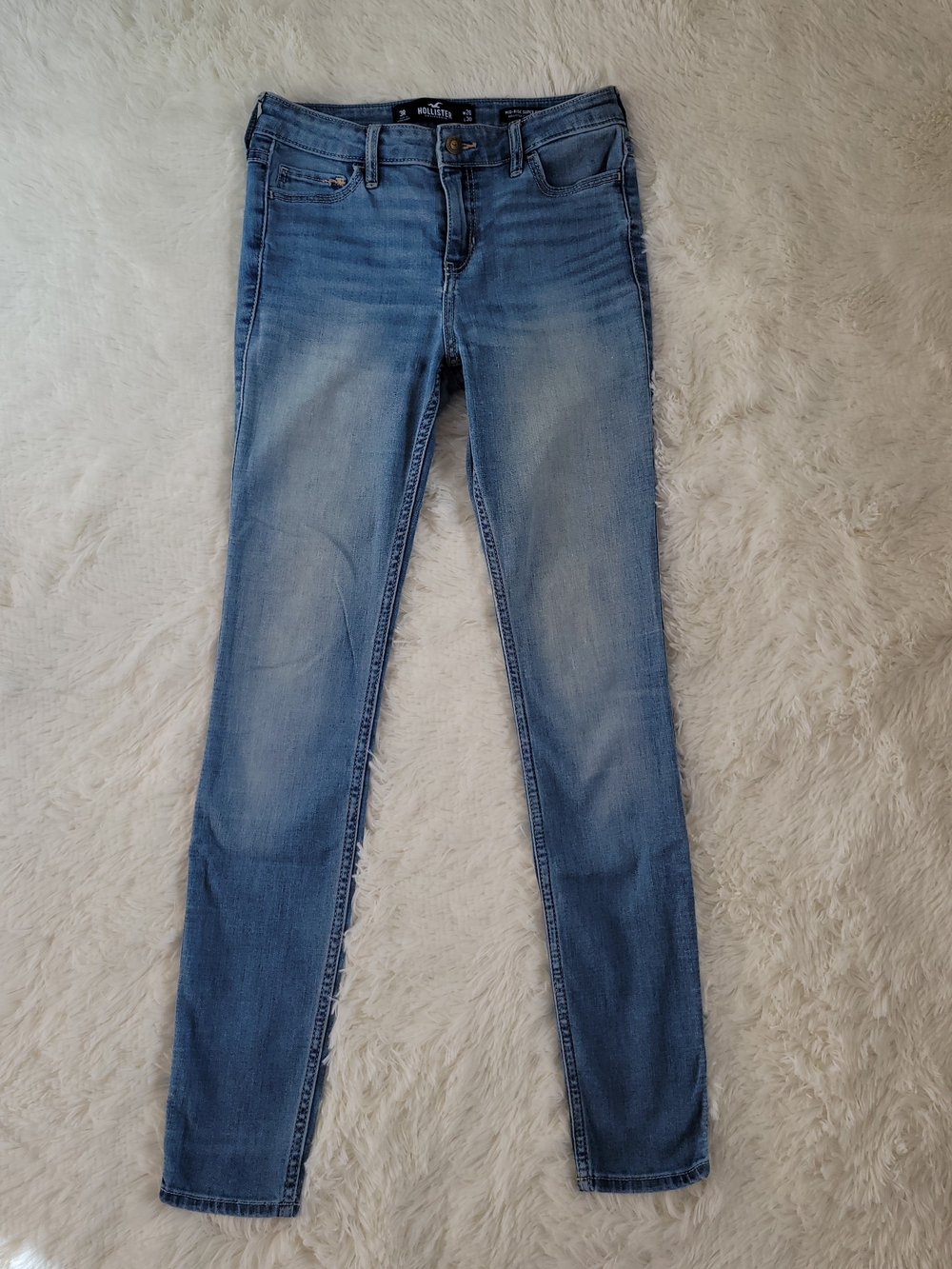 Hollister Light Blue Mid-Rise Super Skinny Jeans 3R